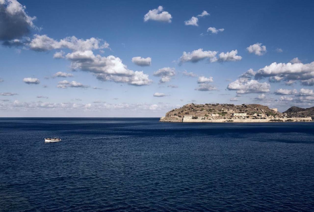 אלונדה Plaka Sea Front Residence מראה חיצוני תמונה